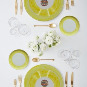 Servizio piatti color